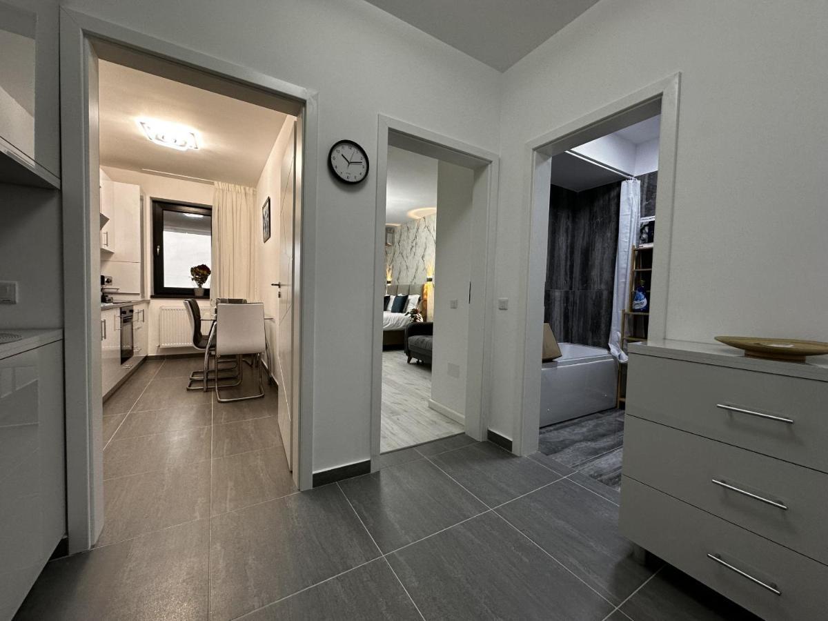 Rentforcomfort Sky Garden Studio Bucareste Exterior foto